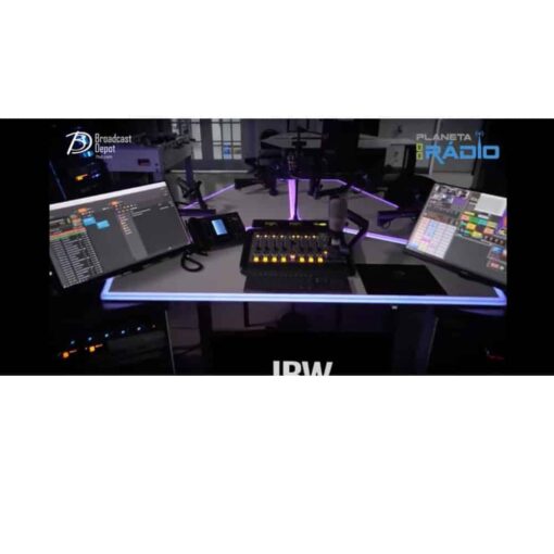 Brigitte, Um novo Conceito em Móveis para Studio de Rádio - Image 5