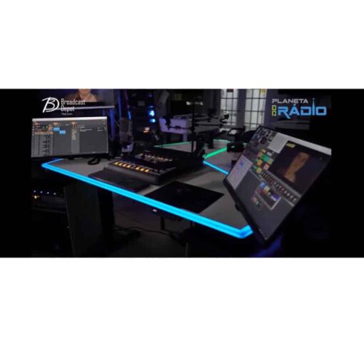 Brigitte, Um novo Conceito em Móveis para Studio de Rádio - Image 6